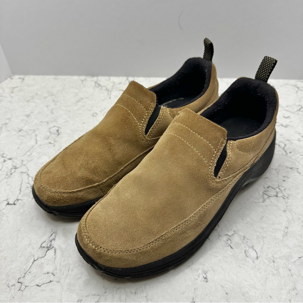 LL Bean Comfort Mocs Shoes Casual Women's Size 8.5 Tan Suede Loafer Slip-On